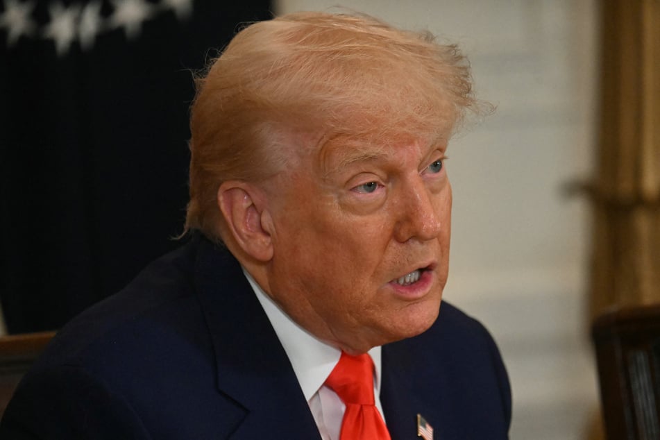 Supreme Court Empowers Trump to Remove Agency Leaders But Shields Federal Reserve