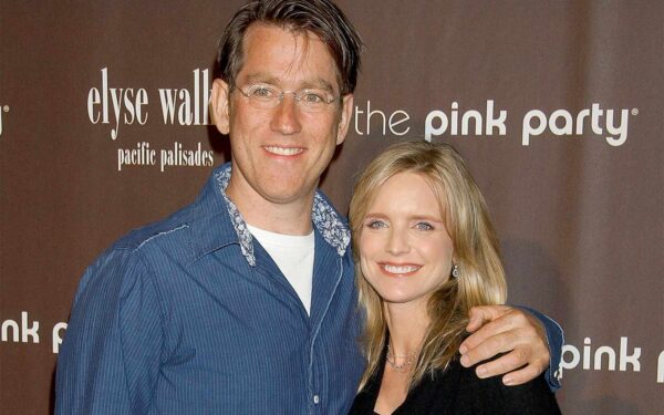 Melrose Place favorite actress begins a new life chapter after two decades together